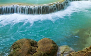 老挝万荣光西瀑布-老挝旅游线路报价