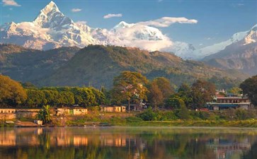 尼泊尔博卡拉费娃湖-重庆自驾游