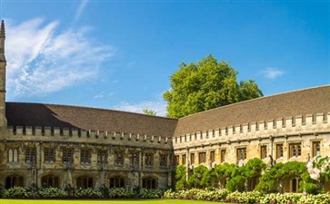 英国牛津大学城-英爱法西葡5国旅游