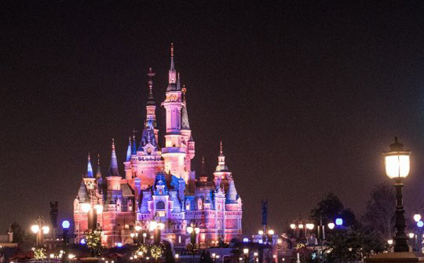 上海迪士尼乐园城堡夜景
