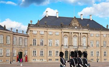 丹麦阿美琳堡宫-北欧旅游-重庆中青旅