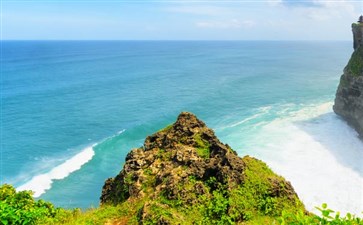 印尼巴厘岛旅游-乌鲁瓦图断崖-重庆旅行社