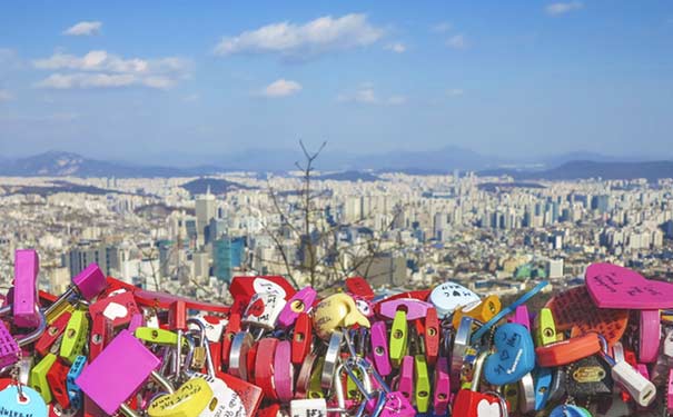 韩国首尔旅游介绍：南山锁墙观景台