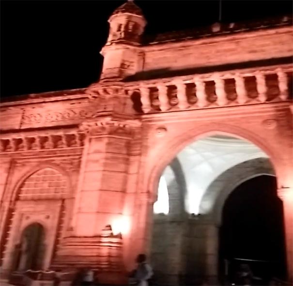 印度旅游：孟买印度门夜景