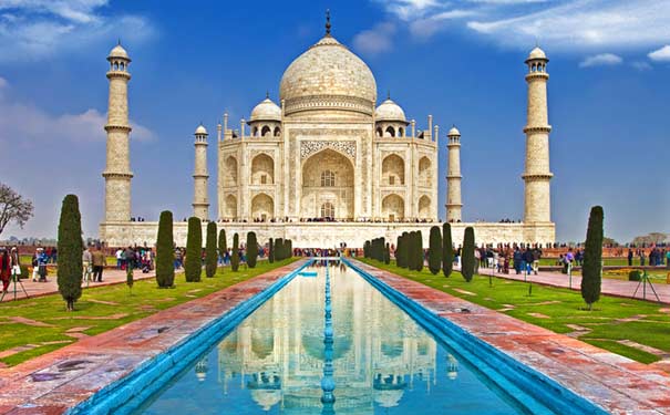 世界八大奇迹之一：印度泰姬陵