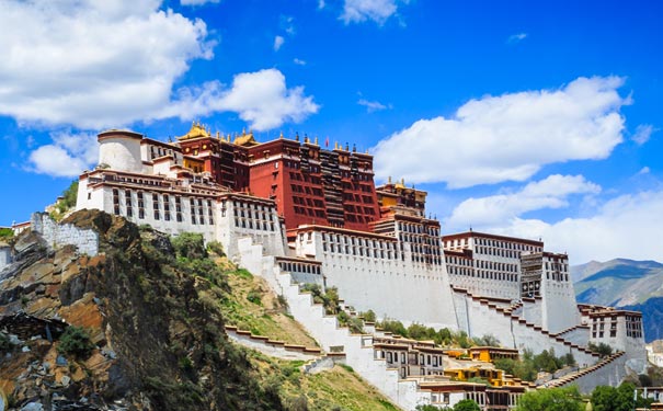 西藏十大必游景点：布达拉宫