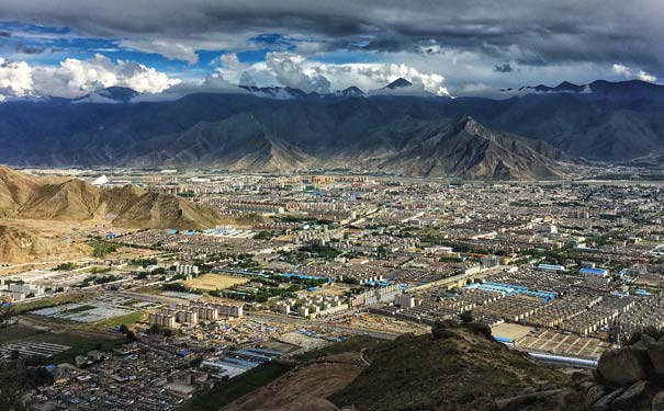 西藏旅游：拉萨城市风景