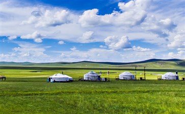 内蒙古希拉穆仁草原蒙古包-重庆中国青年旅行社