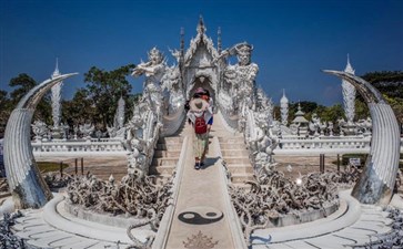 泰国清迈旅游：清莱白庙