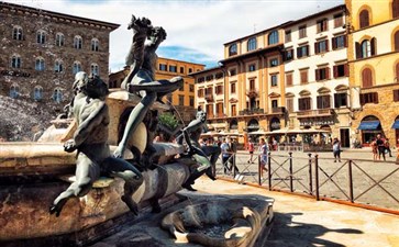 欧洲旅游：意大利佛罗伦萨海参喷泉