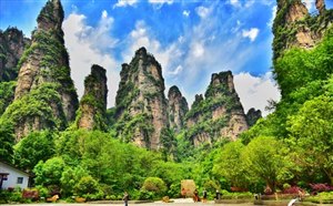 七月去张家界旅游好吗 张家界旅游攻略 必去景点