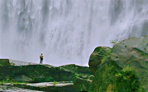 7、8月份贵州天气/温度,八月去贵州旅游穿什么好