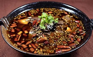 四川夏季吃什么 四川十大美食必吃榜 四川的凉虾和广东的龟苓膏有什么区别？