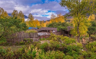 川西新都桥-色达稻城亚丁旅游线路