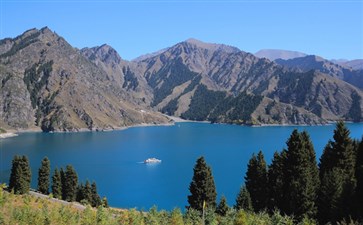 天山天池-新疆旅游-重庆中国青年旅行社