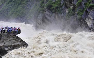 虎跳峡-丽江香格里拉旅游