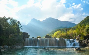 重庆旅行社-云南旅游-丽江-蓝月谷