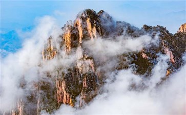 黄山冬日雪景-重庆中国青年旅行社