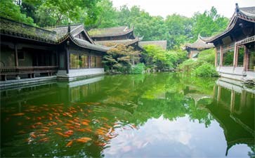 杭州西湖花港观鱼-重庆中国青年旅行社