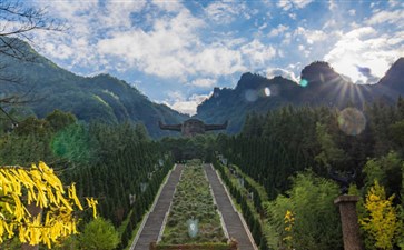 神农祭坛风景区