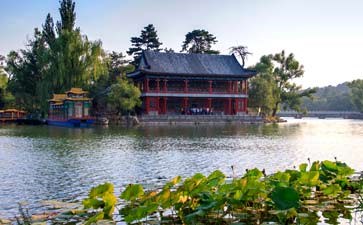 重庆中国青年旅行社-草原避暑之旅-承德避暑山庄烟雨楼