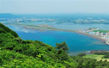 济州岛城山日出峰-重庆中国青年旅行社