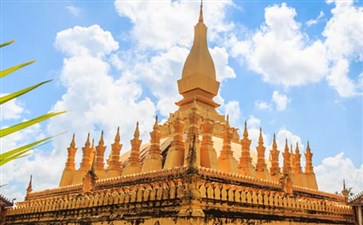 老挝万象銮塔寺-重庆自驾游