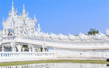 泰国清迈龙坤寺白庙-重庆自驾游
