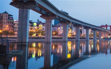 越南下龙市夜景-重庆旅行社