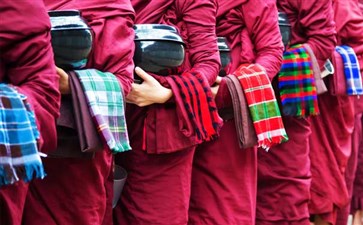 曼德勒马哈伽纳扬僧院-重庆到缅甸旅游