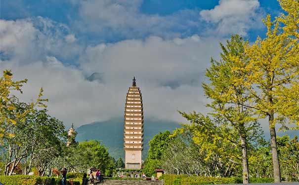 崇圣寺三塔-重庆旅行社