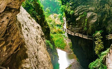 重庆周边连线旅游景点地缝-重庆市内武隆奥陶纪旅游