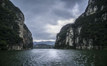 万峰湖-重庆到兴义旅游-重庆青年旅行社