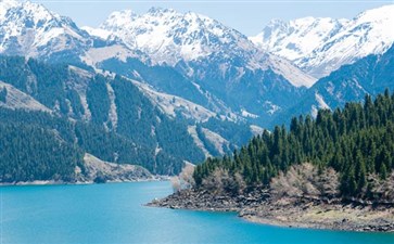 新疆天山天池旅游-重庆中国青年旅行社