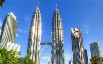 马来西亚吉隆坡双子塔-新马旅游
