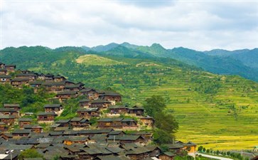 西江千户苗寨景区-贵州旅游-重庆青年旅行社