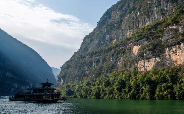 重庆三峡旅游五星三峡游轮游览小三峡