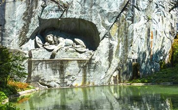 狮子纪念碑-琉森旅游-重庆中青旅