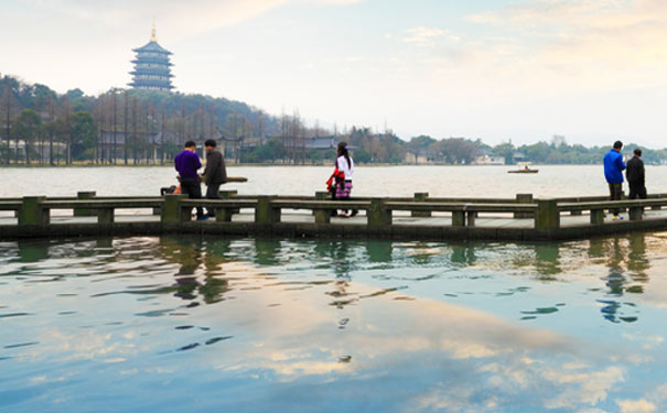 杭州旅游 十大国内适合学生毕业生旅游目的地