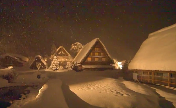 日本白川乡合掌村雪中