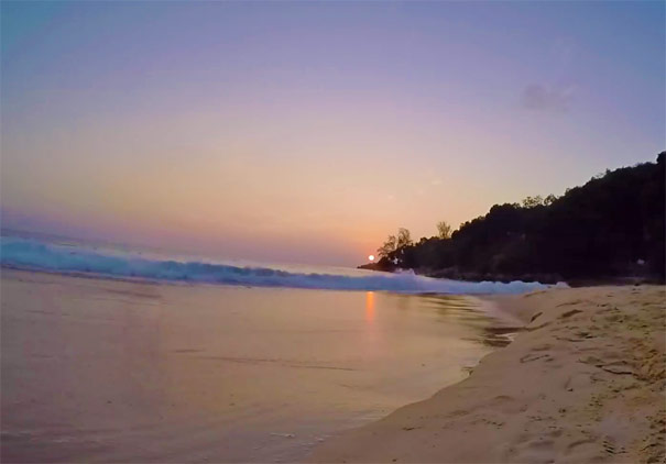 普吉岛三大海滩之卡伦海滩日落-泰国普吉岛旅游