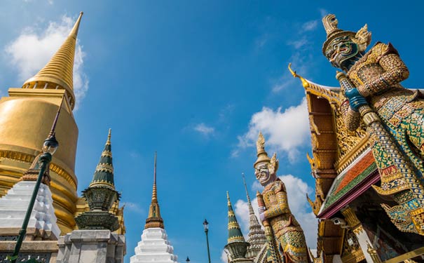 泰国曼谷大皇宫内的玉佛寺