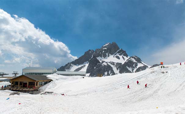 玉龙雪山