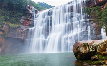 赤水大瀑布景区-重庆周边漂流-重庆青年旅行社