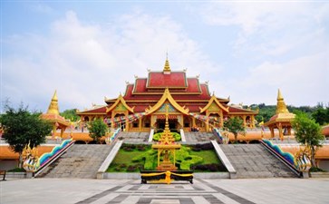 勐泐大佛寺-西双版纳旅游-重庆中青旅