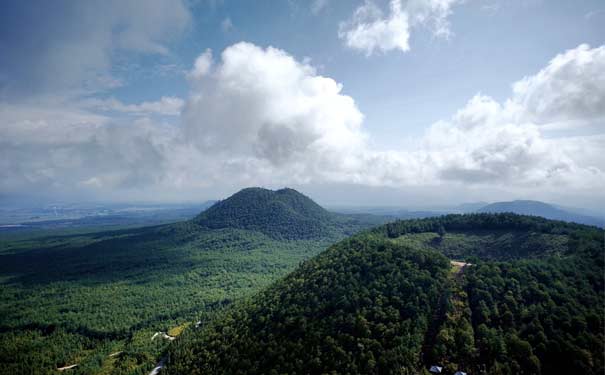 火山群国家公园