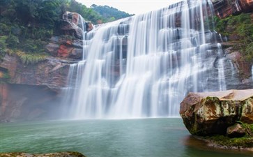 赤水大瀑布-全景赤水旅游-赤水三日游