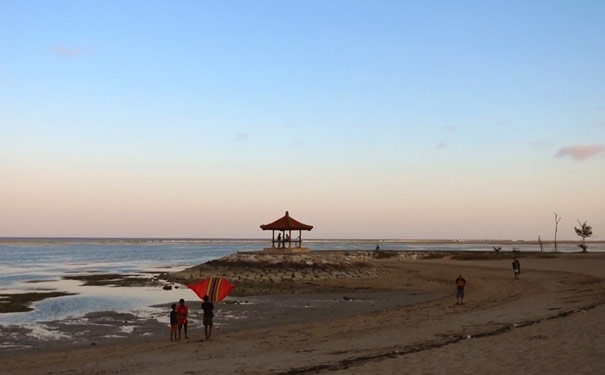 巴厘岛啥努尔沙滩日落