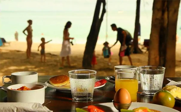 泰国普吉岛旅游景点：邦道海滩早餐