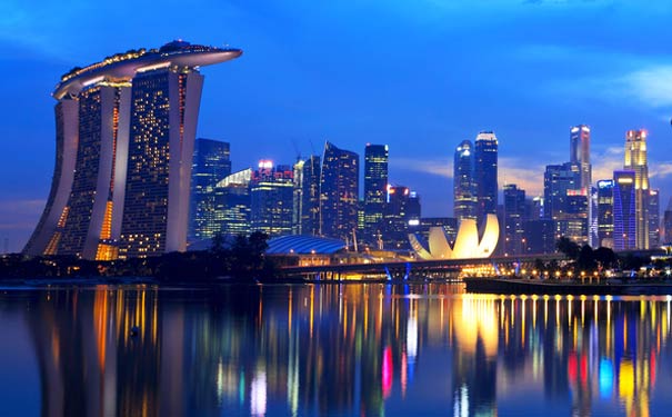 新加坡旅游玩法：到滨海湾看百万夜景